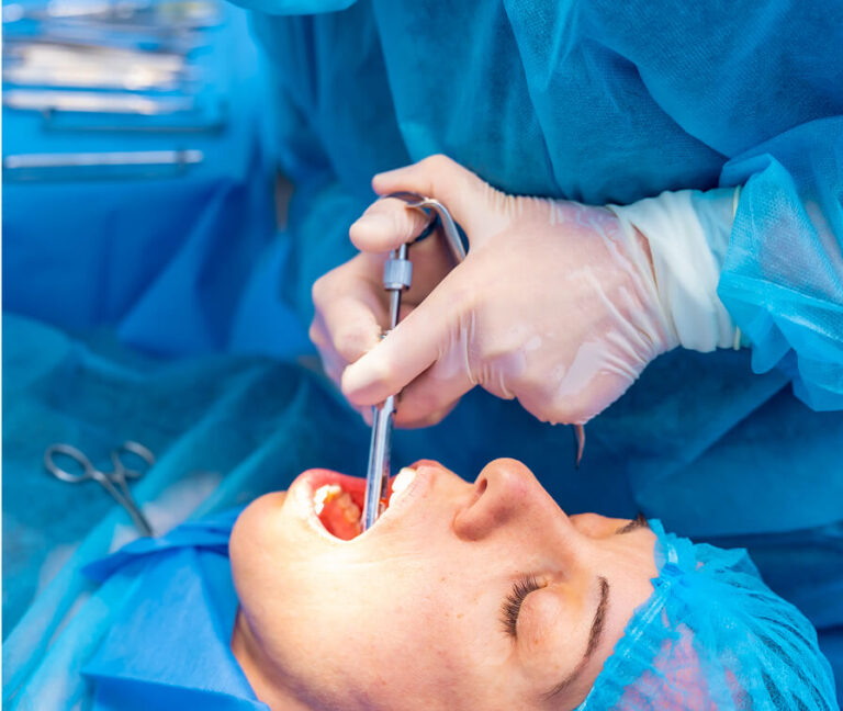 Chirurgia stomatologiczna chirurgia stomatologiczna lubin